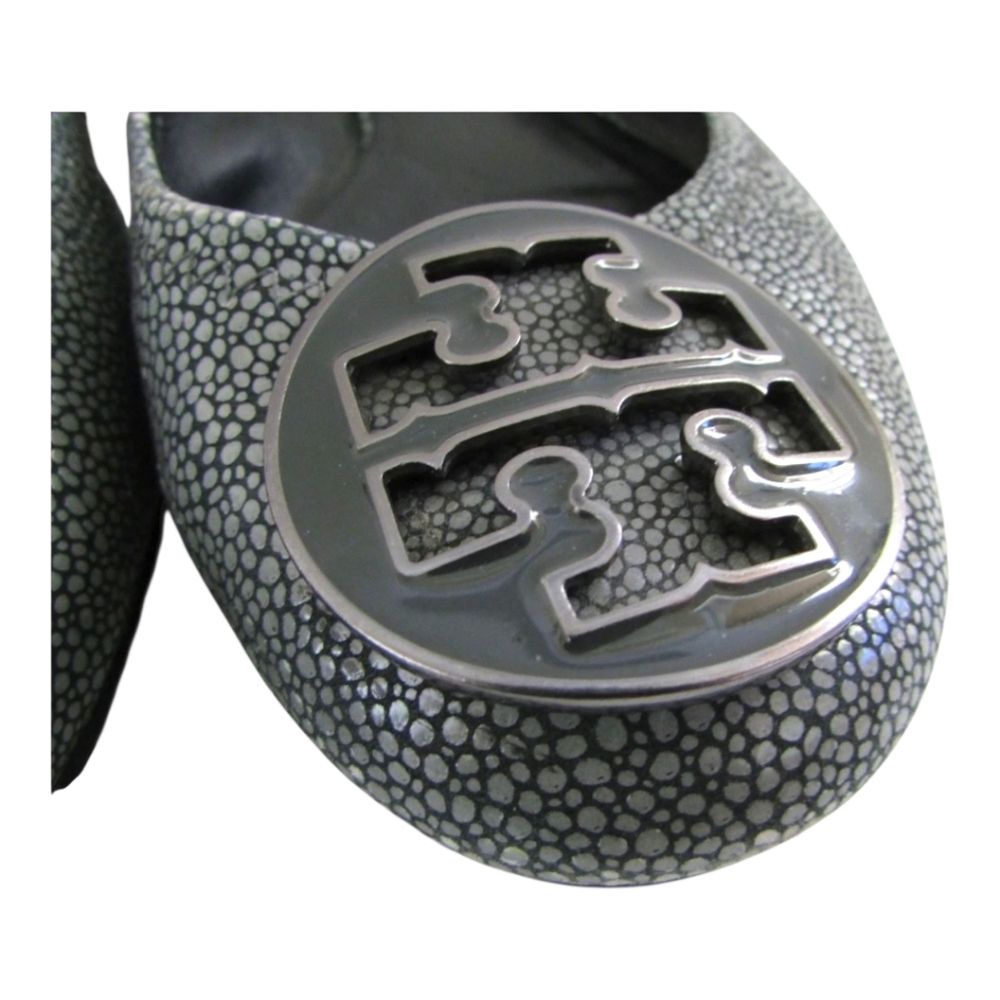 Tory Burch Stingray Reva Leather Flats